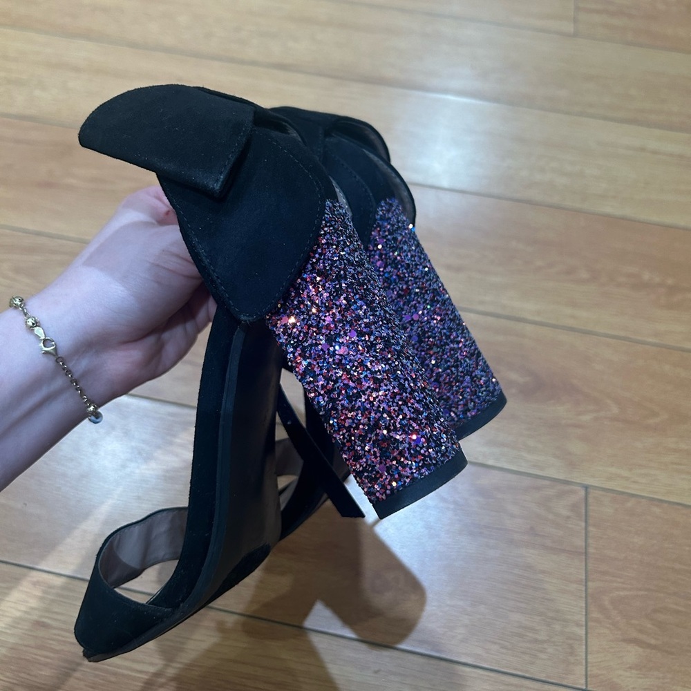 Betsey Johnson glitter bow heels​